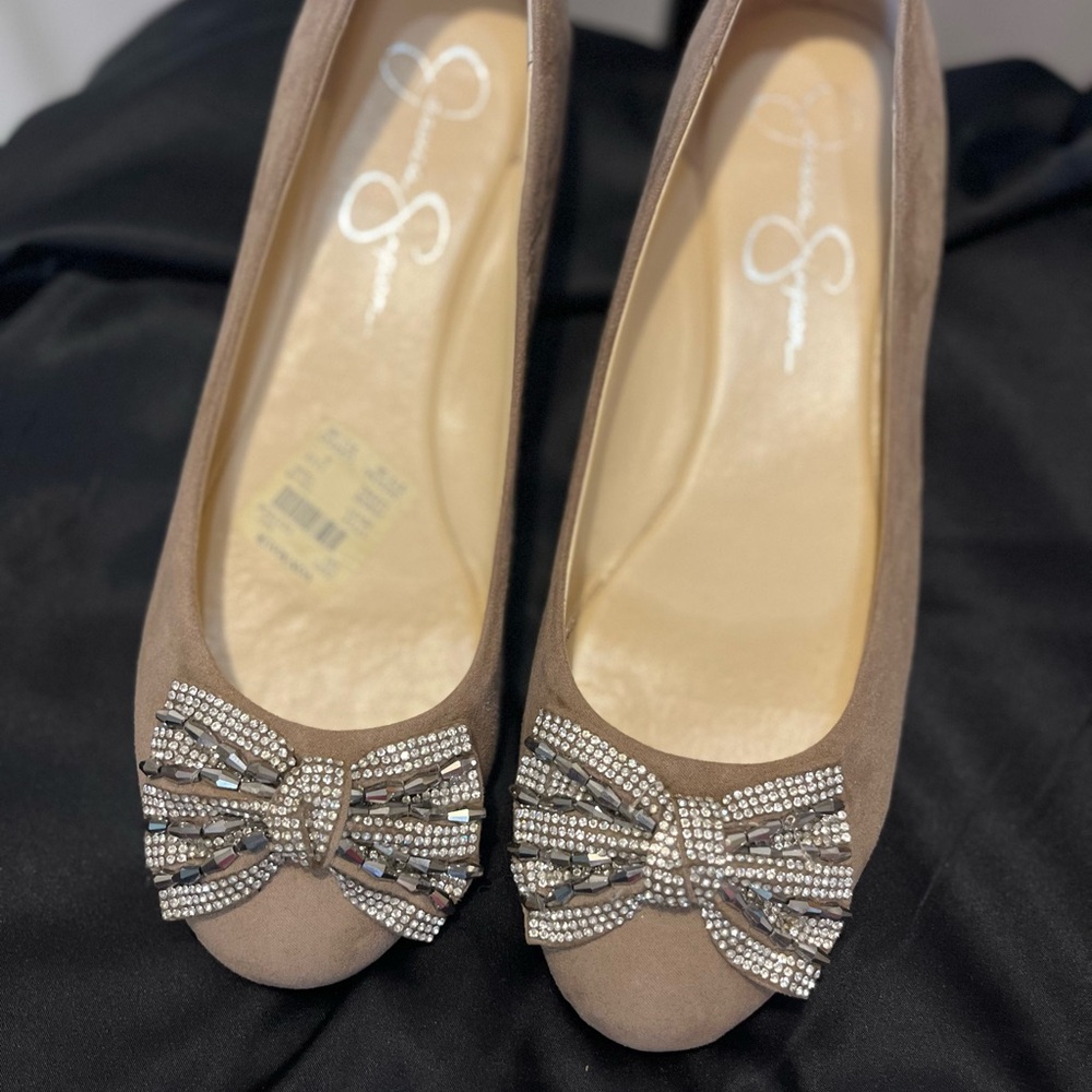Jessica Simpson Taupe Flats with Rhinestone Bow - Picture 6 of 6